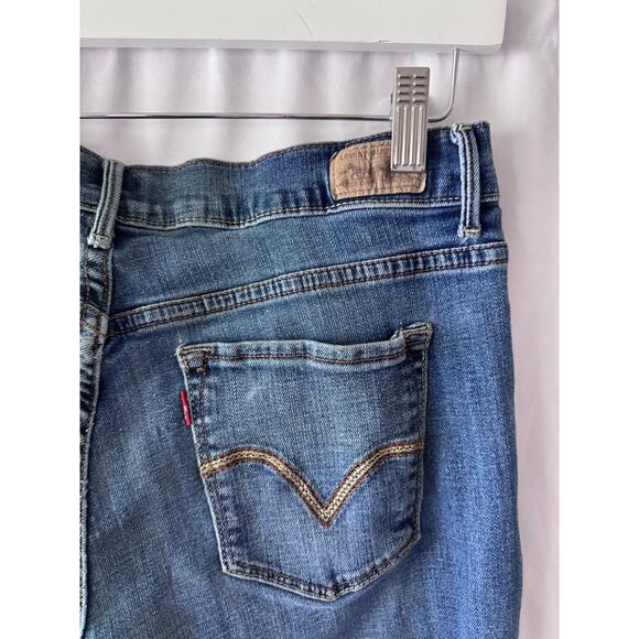 Levi's 515 Capri Jeans - Size 10, Classic Blue Wash - Picture 9 of 15